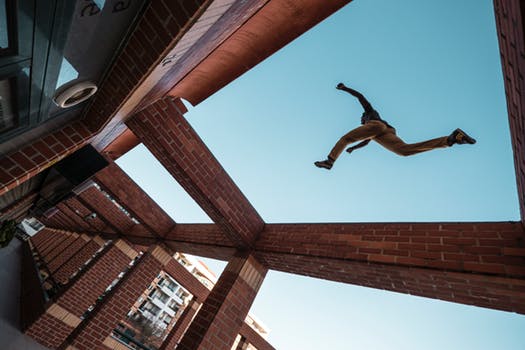 parkour tutorials, parkour gear, parkour fitness training